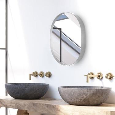 Imagem de Espelho de Vidro Oval com Moldura Prata Premium 50cm x 40cm - PAPEL E 