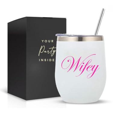 Imagem de Copo Wifey, copo branco inoxidável 355 ml vinho Mrs Tumbler com tampa e canudo, presentes para esposas, Mrs Cup, copo perfeito para futuras noivas ou presente legal de chá de noiva para a noiva ser!