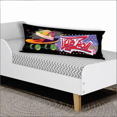 Imagem de Travesseiro de Corpo Personalizado 90x30cm com Fibra Siliconada – Estampa Astronauta para Cama de Solteiro (SKATE-1484)