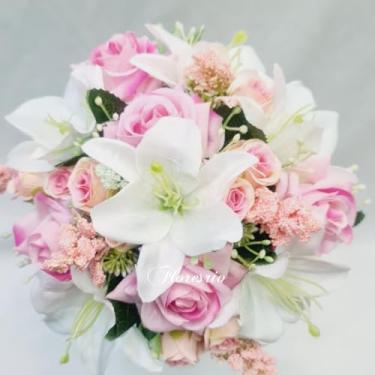 Imagem de Buquê de Noiva Artificial com Flores Coloridas para Casamento Civil ou Religioso(00525/RosaClaro/Lírio/Botão)