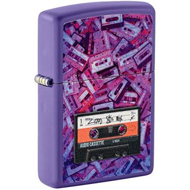 Imagem de Zippo Isqueiro de bolso roxo fosco com design de fita cassete