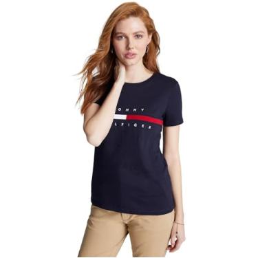 Imagem de Tommy Hilfiger Camiseta feminina de algodão de desempenho – Camisetas estampadas leves, Bandeira bordada, céu do deserto, azul marinho., GG