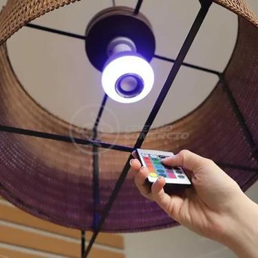 Imagem de Lâmpada Led 12W E27 Rgb Colorida Com Caixa De Som Bluetooth