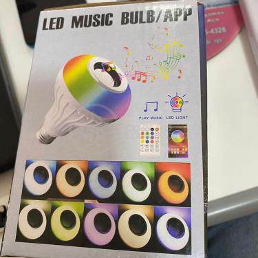 Imagem de Lâmpada Led 12W E27 Rgb Colorida Com Caixa De Som Bluetooth