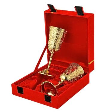 Imagem de Taças de cálice banhadas a ouro 24K, flauta de champanhe de casamento gravada para noiva e noivo brindando copo de vinho de latão conjunto de 2, presente vintage para aniversário de casamento, casal