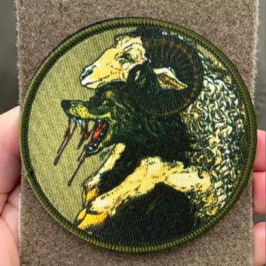 Imagem de Patch Wolf in Sheep's Clothing - Remendos engraçados de meme, patch de moral tático militar com fecho de , adesivos de animais para mochilas, uniformes militares, jeans, jaquetas, coletes, chapéus e