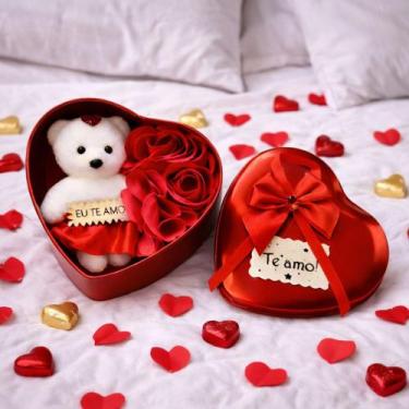 Imagem de Caixa Lata Coração Vermelho com Mini Ursinho, Rosas Artificiais para p
