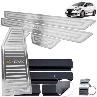 Imagem de Descanso + Soleira Chevrolet Onix Effect 2013 a 2019 Prata
