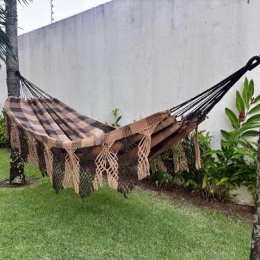 Imagem de Rede de Descanso Reforçada Casal King - Gigante, Manual Artesanal e Conforto Premium para Sua Varanda(Caramelo com Preto)