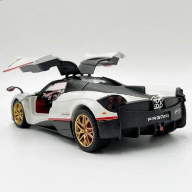 Imagem de Miniatura Pagani Huayra 1:24, Carro Esportivo Colecionável em Plástico, Branco e Preto, com Som, Luz e Portas que Abrem, Manual Incluso