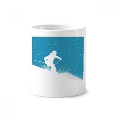 Imagem de Esqui esportivo com esquis, haste de esqui, escova de dentes, suporte para caneta, copo de cerâmica branco, 355 ml