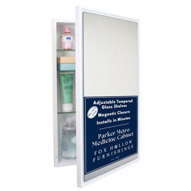 Imagem de Armário de remédios de banheiro embutido retangular Parker Metro Metro 16x26 cm, espelho flutuante, abertura de parede de 35,5 x 61 cm, aço revestido com pó, prateleiras de vidro ajustáveis, fecho