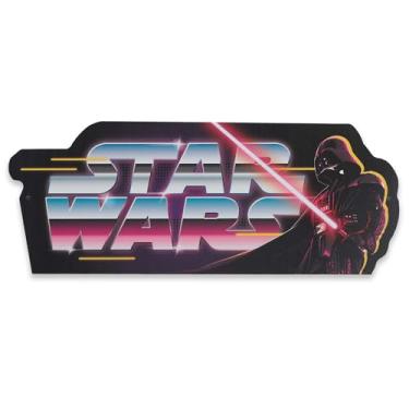 Imagem de Disney Star Wars Darth Vader Decoração de parede de metal – Arte de parede impressionante Star Wars para escritório, caverna masculina ou sala de mídia