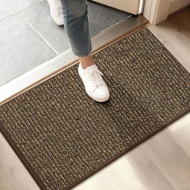 Imagem de BEQHAUSE Tapete de porta Dirt Trapper 43,2 cm x 76,2 cm, tapetes antiderrapantes (enrolados sem vincos) Tapetes de entrada lavável, tapete de boas-vindas resistente à sujeira e absorvente, tapetes de