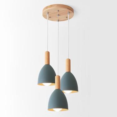 Imagem de Lustre pendente simples de madeira com cúpula de metal, estilo moderno, com três lâmpadas E26, ideal para iluminação de sala de jantar, quarto, cozinha e ilha.