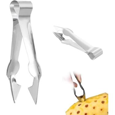 Imagem de Clipe multifuncional para remoção de caule de frutas e vegetais, descascador de morango, removedor de olhos de abacaxi, utensílio de cozinha, cabo de aço inoxidável prateado