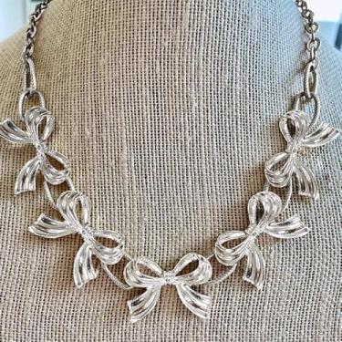 Imagem de 1 gargantilha elegante estilo Y2k de liga de prata para uso diário feminino, encontros, festas, bailes de formatura