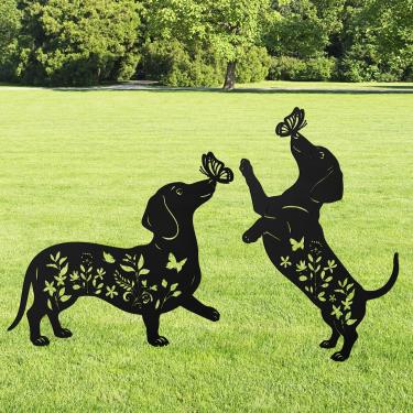 Imagem de Estacas decorativas de jardim Dachshund, 2 peças de presentes de dachshund para mulheres e homens, estacas de jardim de metal, silhueta floral de borboleta, decoração de gramado ao ar livre