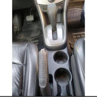 Imagem de Capa couro Manopla câmbio Automático e freio de mão Chevrolet Onix Joy