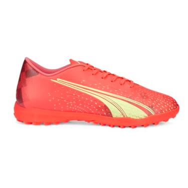 Imagem de PUMA Tênis masculino Ultra Play Turf Training, Coral flamejante - luz efervescente - puma preto, 10.5