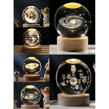 Imagem de Luminária Cristal de Mesa Sistema Solar Saturno Lua Galáxia LED Base Madeira Enfeite Decorativo Casa (Aleatoria)