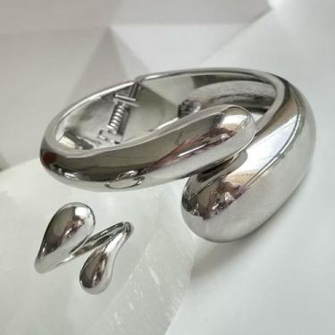 Imagem de Bracelete Gota Dourado ou Prata com Banho de Verniz - NoBrand, Bracele