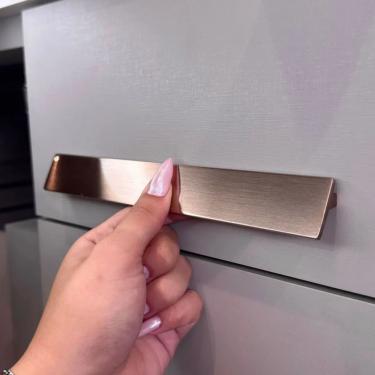 Imagem de Puxador Traso 128mm Rose Escovado Zen Design