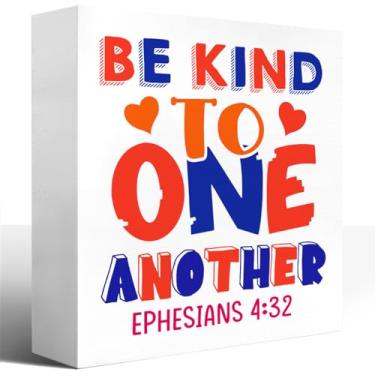Imagem de Decoração de madeira inspiradora para crianças, Be Kind to One Another Efésios 4:32 Placa de caixa de madeira, decoração de sala de aula boho, placas de madeira motivacionais para sala de aula cristã