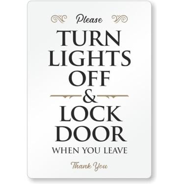 Imagem de SmartSign Please Turn Lights Off & Lock Door Sign for Airbnb - 12,7 cm x 9 cm, acrílico, fitas adesivas de espuma, preto/dourado/branco