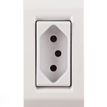 Imagem de Conjunto para Móvel 1 Tomada 2P+T 10 A Tramontina Liz Branca