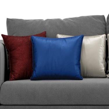 Imagem de Kit com 3 Capas Luxuosas para Almofadas Várias Cores 44x44 - ARADECOR,