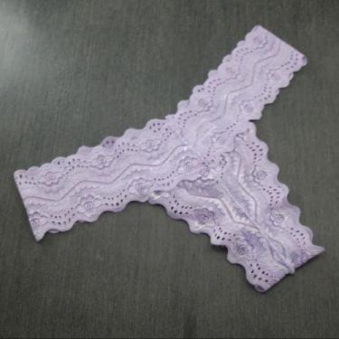 Imagem de Tanga sem Viés em Renda Cor:LavandaTamanho:M - Minha Calcinha, Lavanda