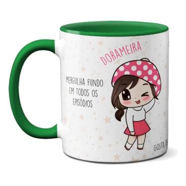 Imagem de Caneca Fofa Características de uma Dorameira Fã de Dorama (Verde)