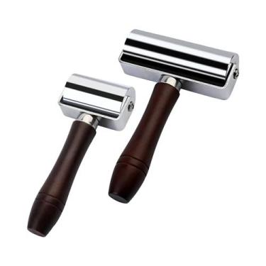 Imagem de Ferramenta De Rolagem De Bordas De Couro Com Cabo De Madeira KRABALL F