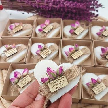 Imagem de Sabonetes em forma de coração, pacote com 12, mini sabonetes perfumados feitos à mão para lembrancinhas de festa de chá de panela, casamento, chá de bebê e presentes de noivado para convidados,