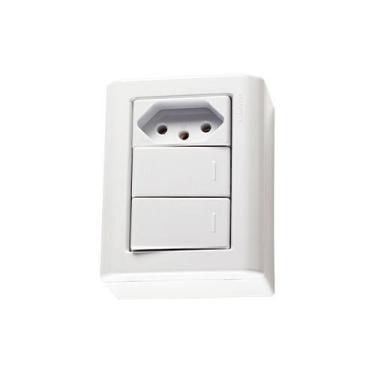 Imagem de Conjunto 2 Interruptores Simples + Tomada 10a - Linha Lizflex - Tramon