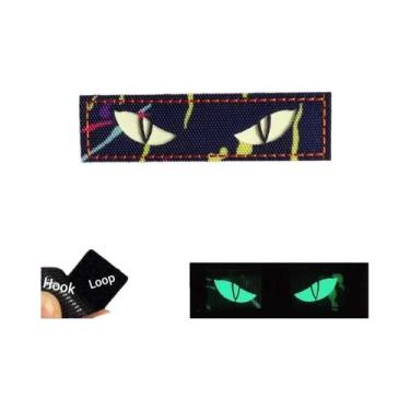 Imagem de Emblemas Reflexivos De Olhos De Gato Que Brilham No Escuro, Distintivo