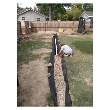 Imagem de SRSRS Tecido geotêxtil não tecido de 198.4 g para dreno francês - 0.9 m/2.0 m de largura, durável PP paisagem barreira de ervas daninhas (1 m x 10 m/3,3 pés x 32,8 pés LxC)