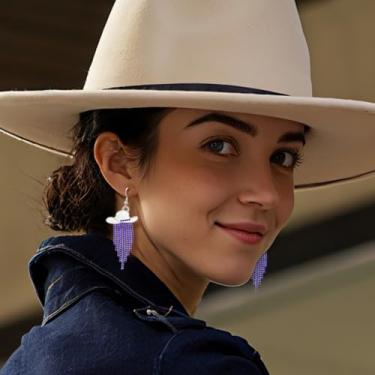 Imagem de Western Cowgirl Chapéu esmaltado brilhante strass borla brincos pendentes baile shows country roupas cowboy roupas rodeio joias presente para mulheres, cristal azul real e chapéu branco