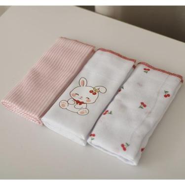 Imagem de Fralda Luxo Estampada/ Lisa com Aplicação 68cm x 70cm - Bublim Ninho, 
