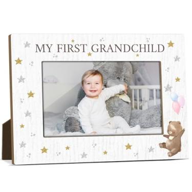 Imagem de HUQIL Porta-retrato My First Grandchild Grandma Molduras de madeira para fotos 10 x 15 cm para Gigi Mimi Nana, Dia das Mães, molduras para fotos de mesa para novas avós, presentes de aniversário