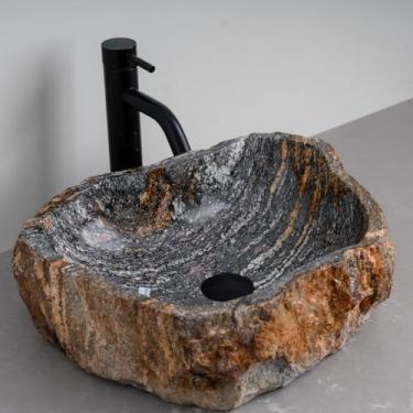 Imagem de MIDUSO Pia de embarcação de pedra irregular 100% feita à mão; pia de pedra real; pia de embarcação exclusiva; acima do balcão; pia de rocha de rio; banheiros rústicos de pias; Irre RiverStone 324