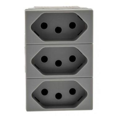 Imagem de Tomada Triplex Pial Plus+ com Borne Automático Cinza - Pial Legrand