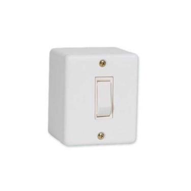 Imagem de Interruptor Simples Linha Box com Design Moderno e Instalação Fácil Branco Ilumi