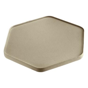 Imagem de Bandeja Decorativa Hara Mel para Organização em Couro Ecológico Bege com Design Colmeia Hara