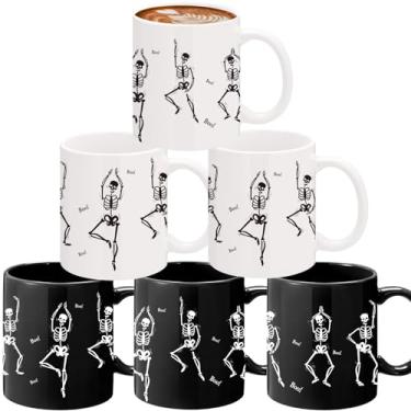 Imagem de Sliner Conjunto de canecas de café de caveira de Halloween de 325 ml em 6 designs temáticos de esqueleto, canecas de café fofas e assustadoras para decoração de casa de festa de Halloween no outono