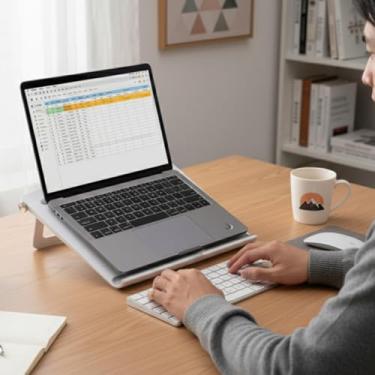 Imagem de Suporte Ergonômico para Notebook, Branco, Ajustável até 130°, Base Elevada com Ventilação, 24x24 cm, para Home Office e Escritório