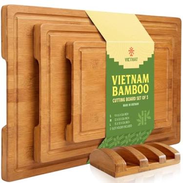 Imagem de Vietnat Conjunto de 3 tábuas de corte de bambu carbonizado com suporte – cozinha reversível, tábuas de charcutaria e queijo naturais – essenciais para hospedagem de férias (P M G com suporte)