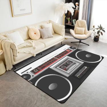 Imagem de jejeloiu Tapetes vintage para sala de estar de rádio 3x5, cassete de áudio retrô, tapete de piso interno, toca-discos de música, tapete decorativo de moda antiga, antiderrapante