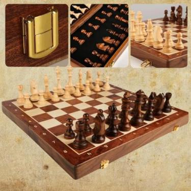 Imagem de Genérico Jogo Xadrez Clássico Profissional Grande Luxo Tabuleiro Dobrável Peças Acabamento em Verniz 100% Madeira Reflorestada para 2 Jogadores a Partir de 6 Anos